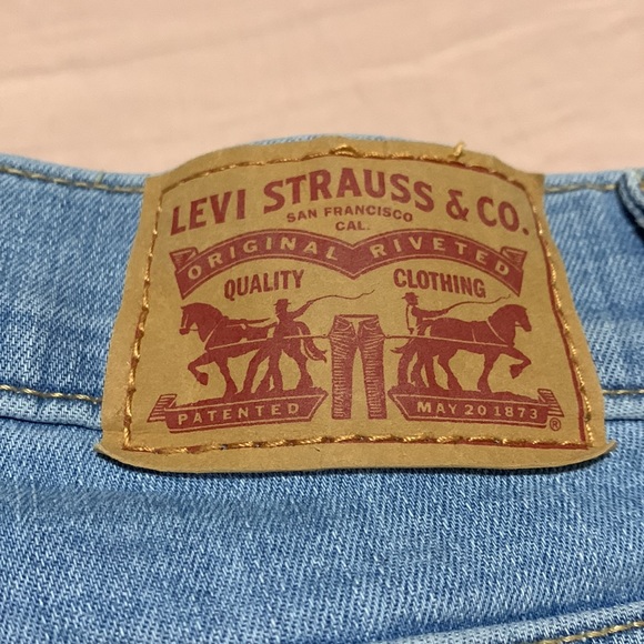 Levi’s distressed jeans - Picture 4 of 4